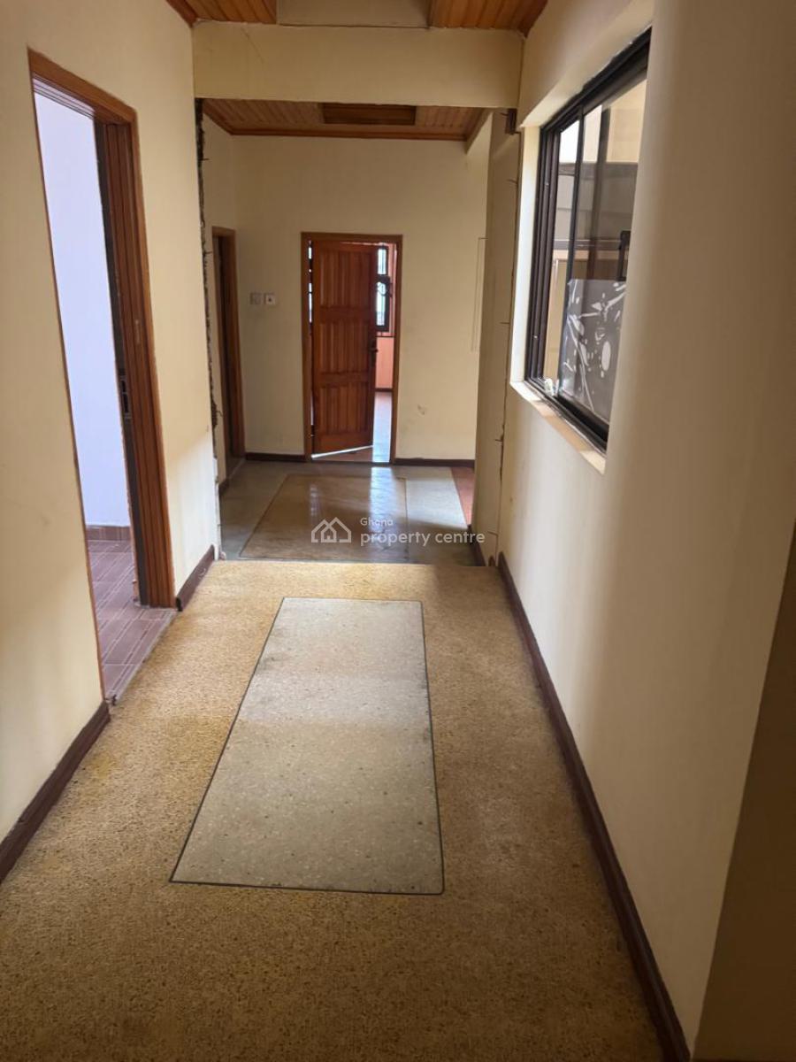 6 Bedroom Property, Daban New Site, Kumasi Metropolitan, Ashanti, House for Sale
