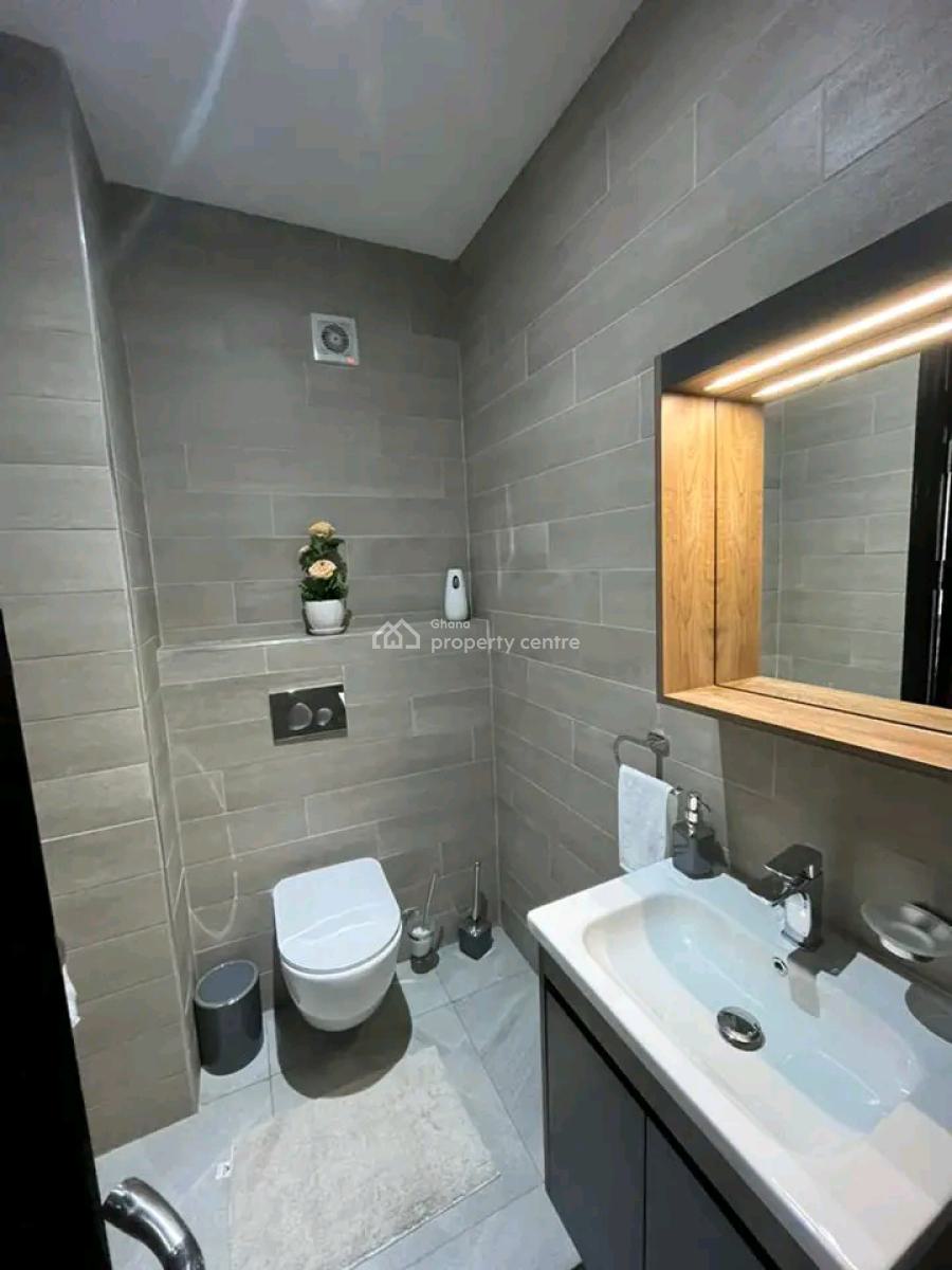 2 Bedroom Apartment in a Prime Location, Cantonments, Accra, Apartment for Rent