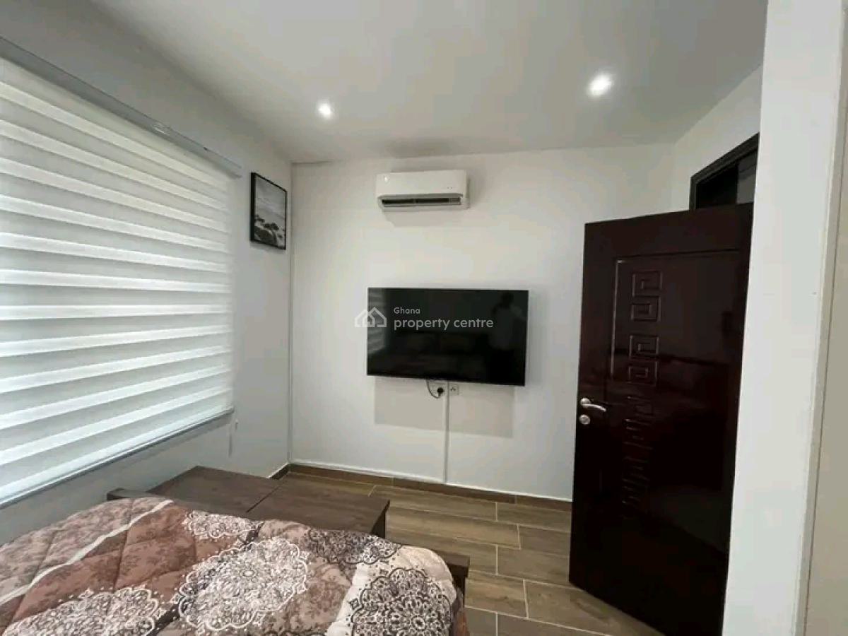 2 Bedroom Apartment in a Prime Location, Cantonments, Accra, Apartment for Rent