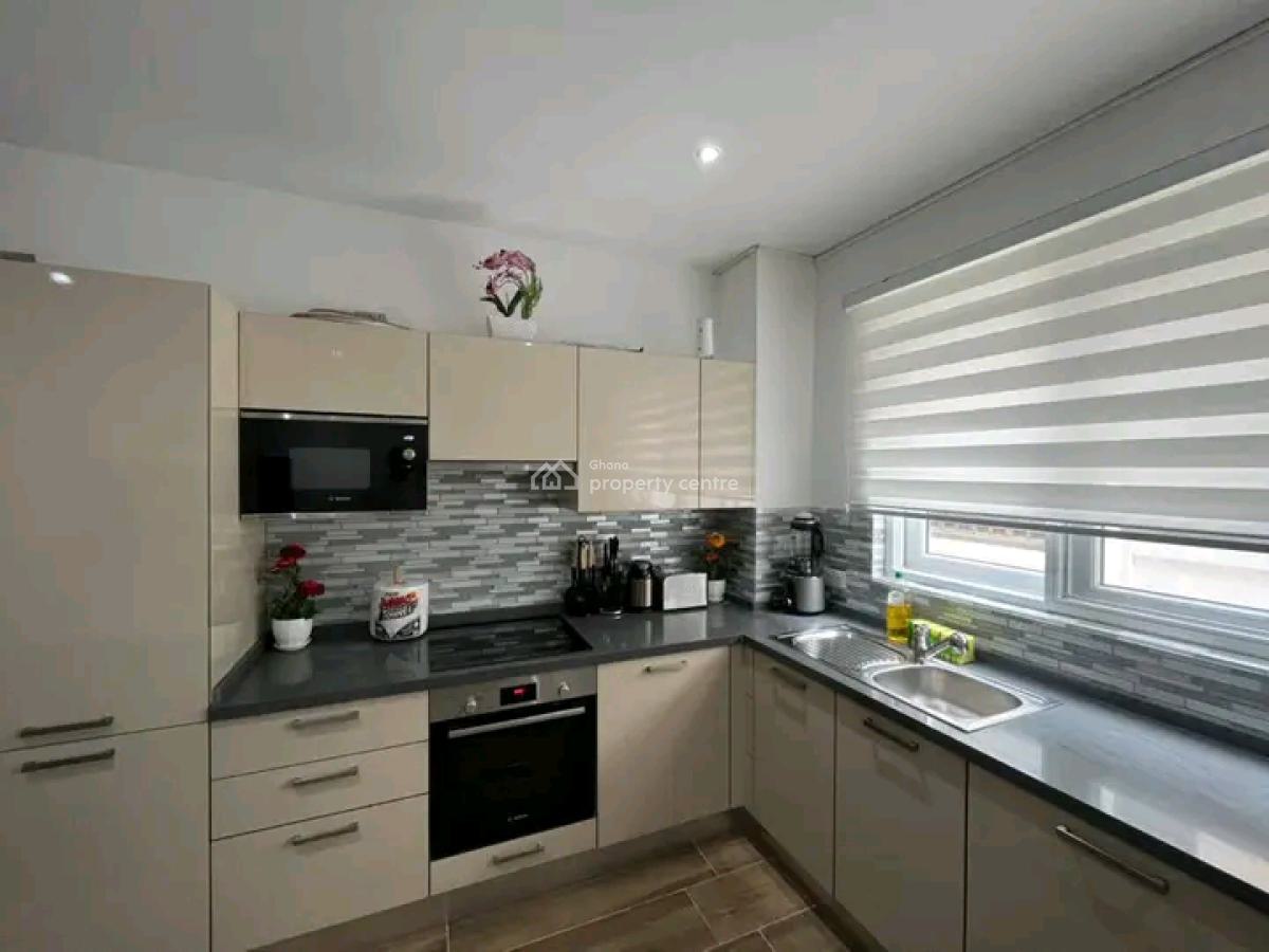 2 Bedroom Apartment in a Prime Location, Cantonments, Accra, Apartment for Rent