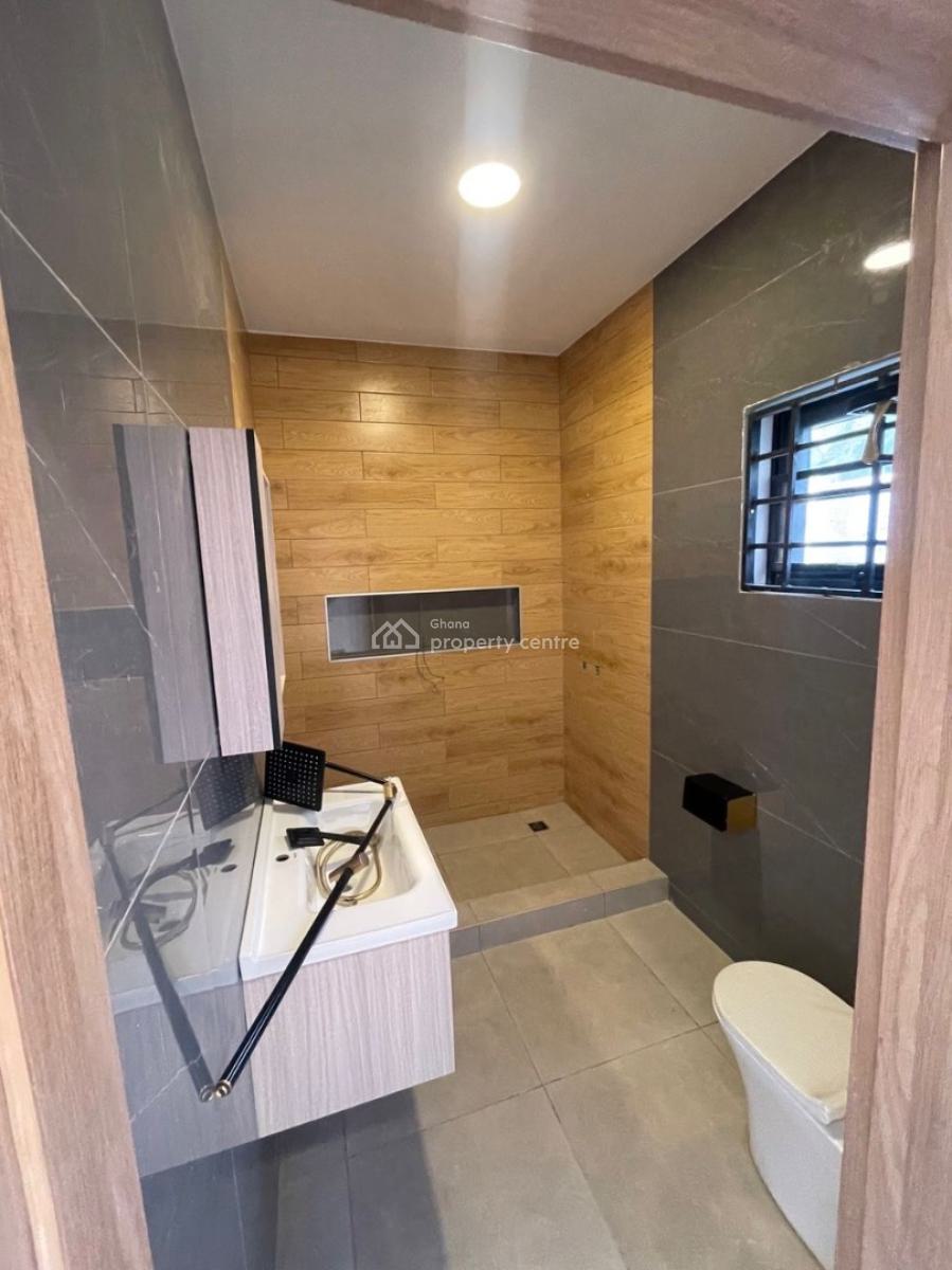 3 Bedrooms, Amasaman China Mall, Ga West Municipal, Accra, Detached Bungalow for Sale