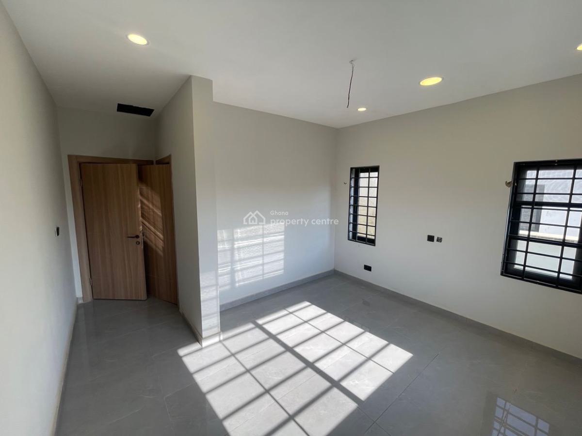 3 Bedrooms, Amasaman China Mall, Ga West Municipal, Accra, Detached Bungalow for Sale
