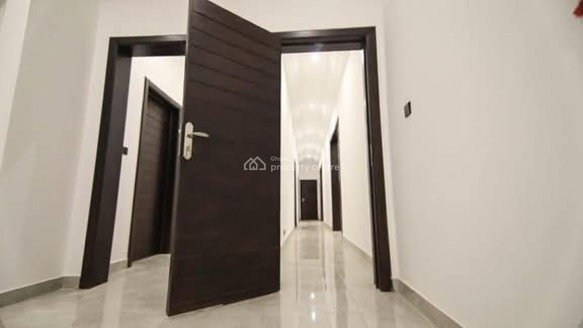 Spacious 3-bedroom House, Kwabenya, Ga East Municipal, Accra, House for Sale