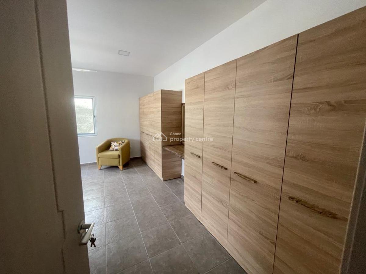 2-bedroom Semi-furnished House, Pokuase Hills, Ga West Municipal, Accra, House for Sale