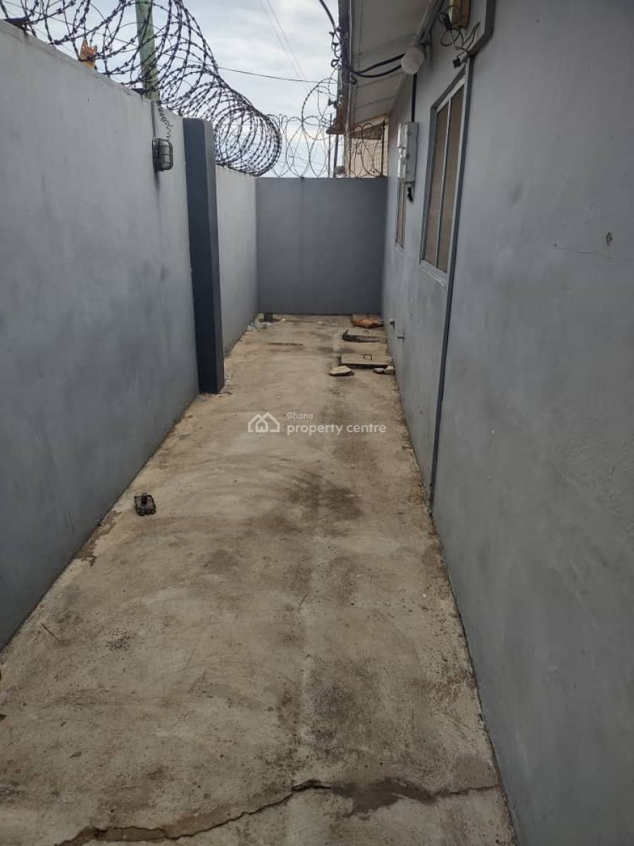 Titled Spacious, Near, Chamber & Hall Self Contain Walled House, Gbawe Top Base, Ga South Municipal, Accra, House for Sale