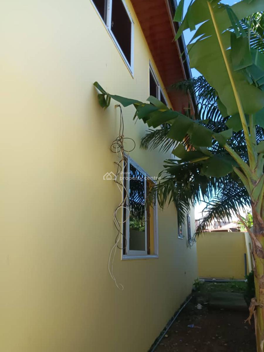 Titled & Executive 6 Master Bedrooms House, Gbawe Zero, Ga South Municipal, Accra, House for Sale