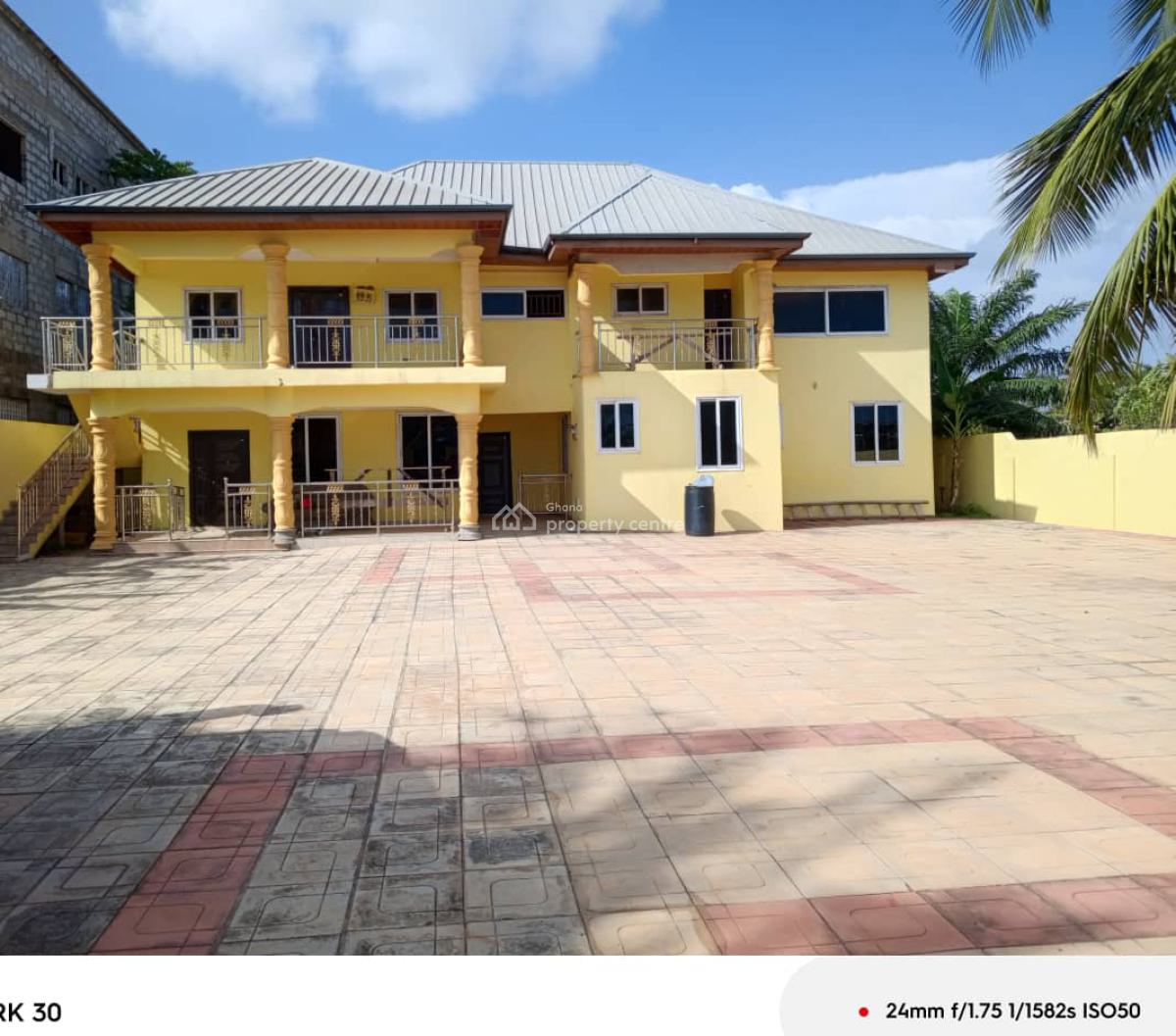 Titled & Executive 6 Master Bedrooms House, Gbawe Zero, Ga South Municipal, Accra, House for Sale