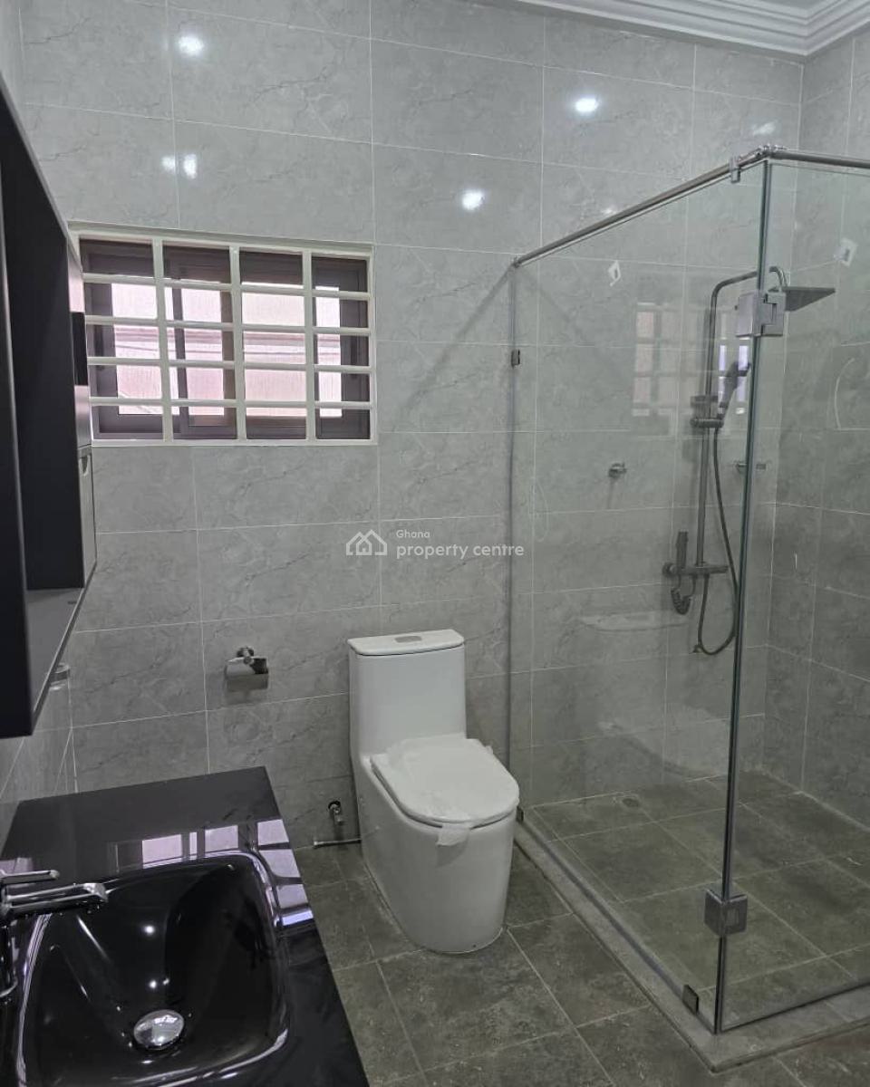 4-bedroom House @ Kwabenya, Kwabenya, Ga East Municipal, Accra, House for Sale