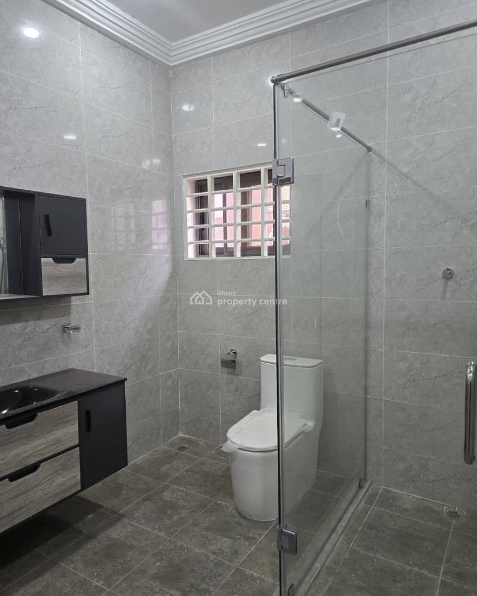 4-bedroom House @ Kwabenya, Kwabenya, Ga East Municipal, Accra, House for Sale