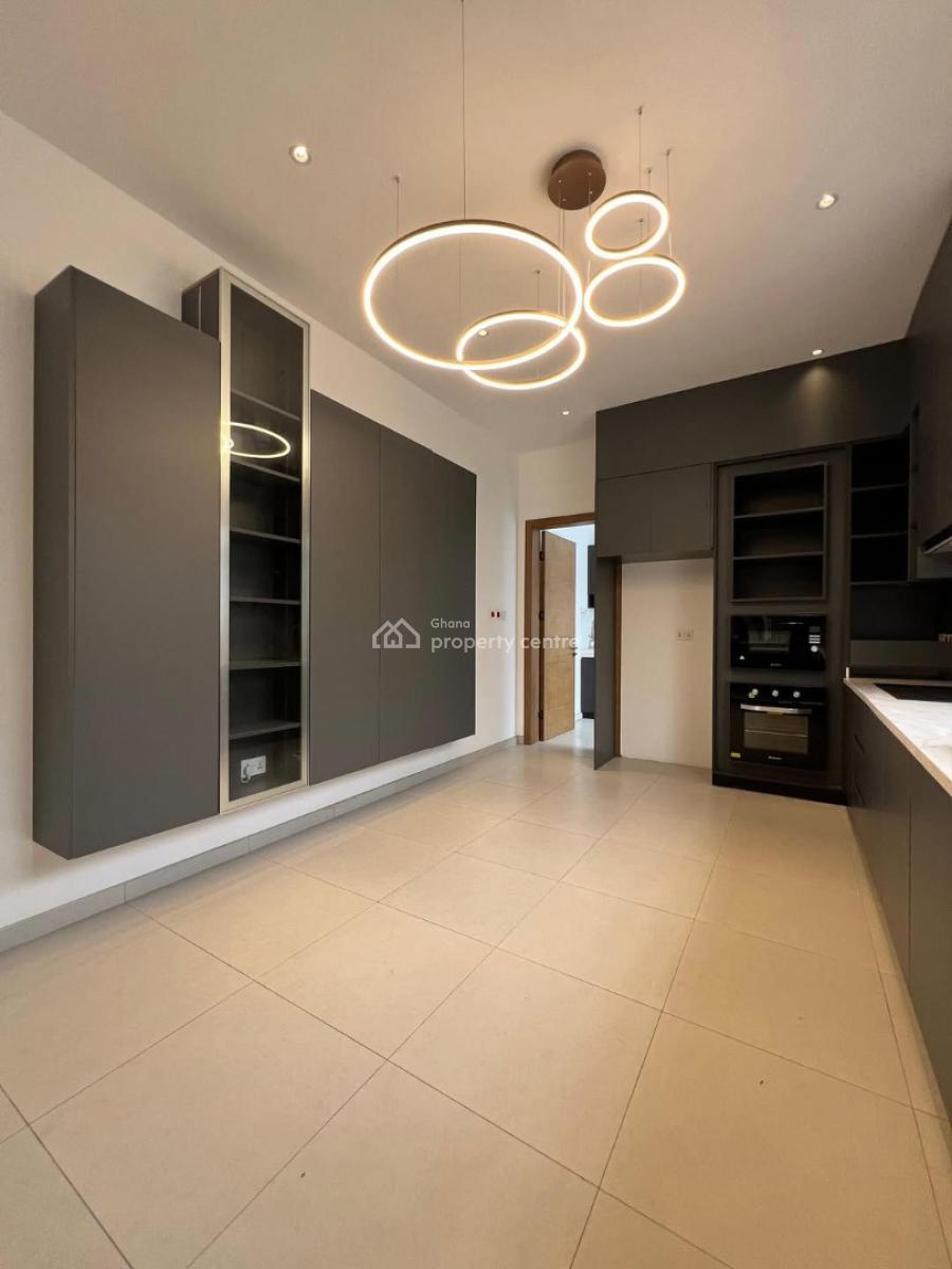 4.5 Bedroom House at Spintex, Spintex, Accra Metropolitan, Accra, House for Sale
