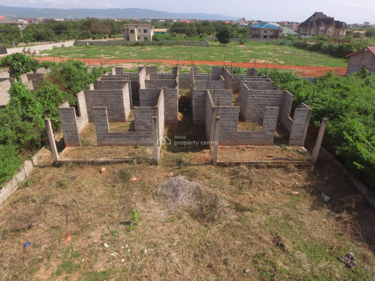 Uncompleted 2 Bedroom Apartments (4 Units Plan), Oyibi, Sasabi, La Dade Kotopon Municipal, Accra, Hostel for Sale