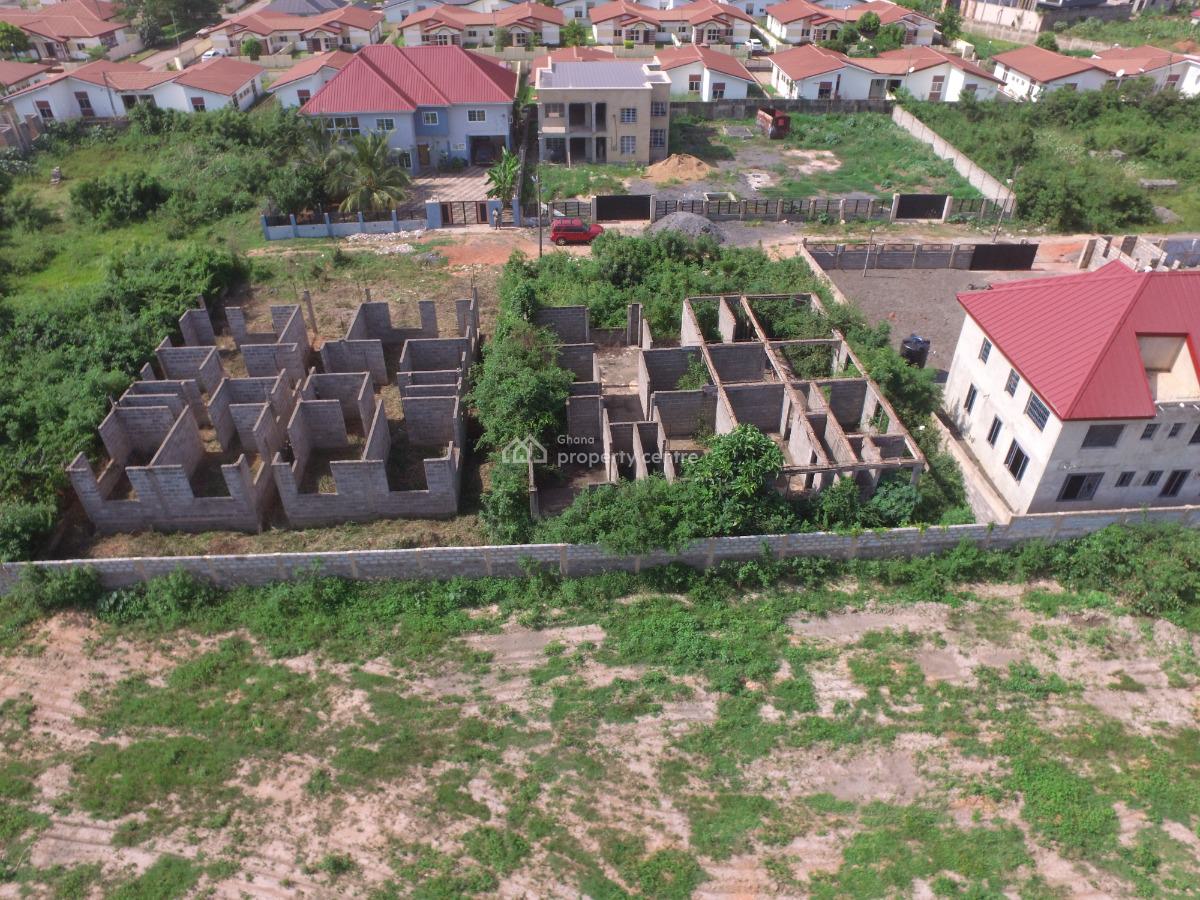 Uncompleted 2 Bedroom Apartments (4 Units Plan), Oyibi, Sasabi, La Dade Kotopon Municipal, Accra, Hostel for Sale