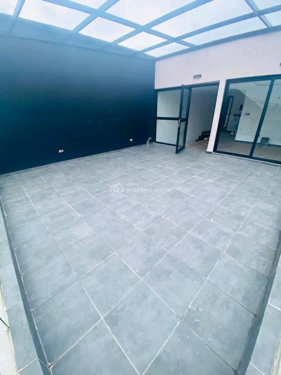 Executive Semi Detached 4-bedroom Townhouse @ Tseaddo, Tse Addo, Accra, Townhouse for Rent