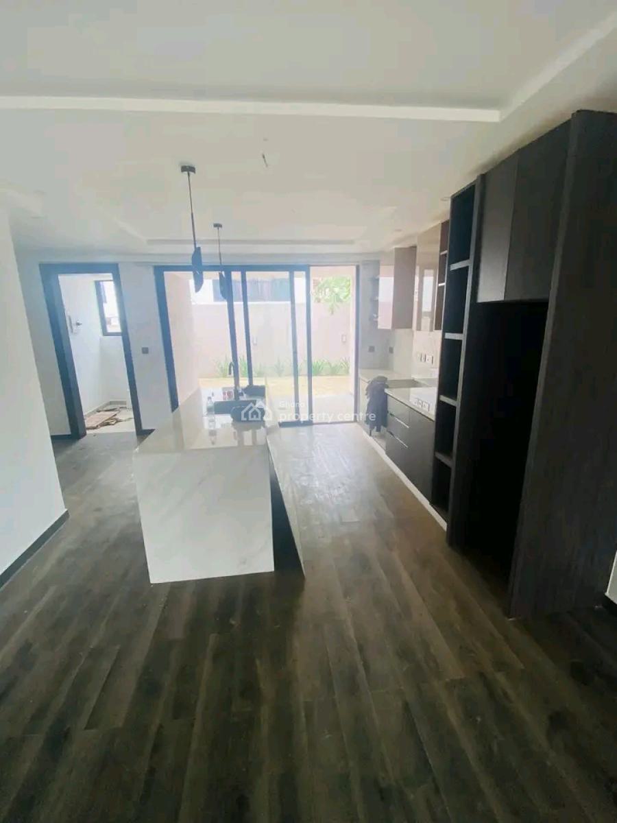 Executive Semi Detached 4-bedroom Townhouse @ Tseaddo, Tse Addo, Accra, Townhouse for Rent
