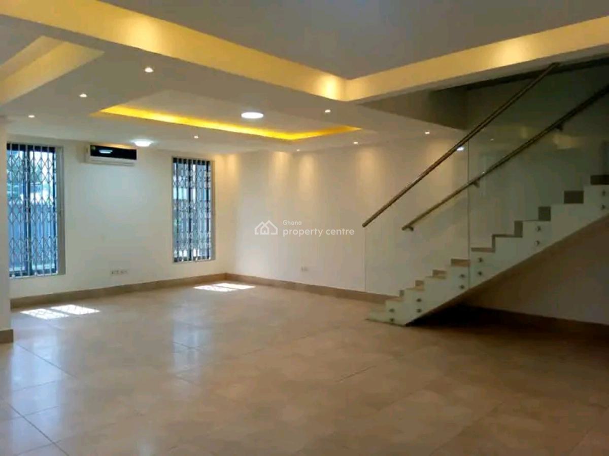 Executive 3-bedroom Townhouse @ Dzorwulu, Dzorwulu, Accra, Townhouse for Rent