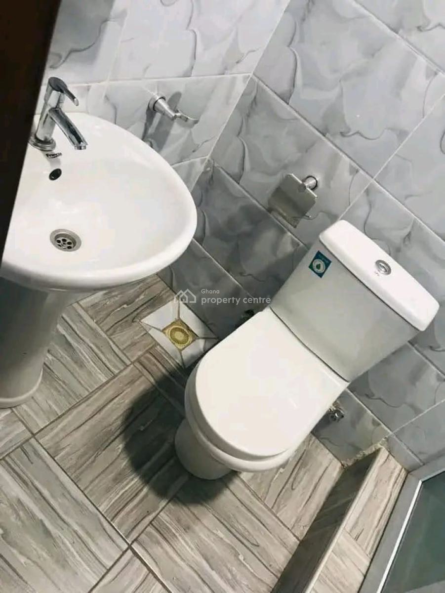 Executive 2-bedroom Apartment @ Botwe, Ashaley Botwe, Adenta Municipal, Accra, Apartment for Rent