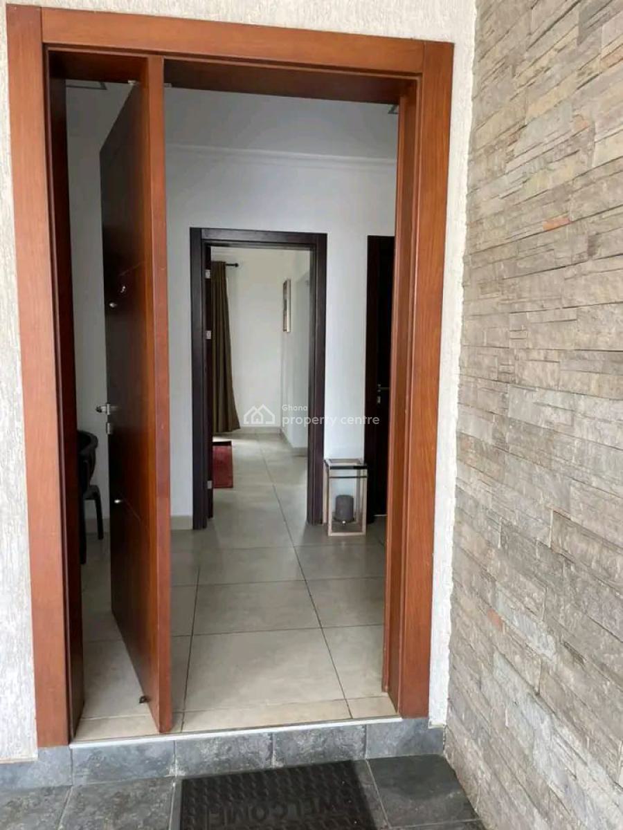 a Contemporary 4-bedroom Furnished Townhouse @ Airport, Airport Residential Area, Accra, Townhouse for Rent