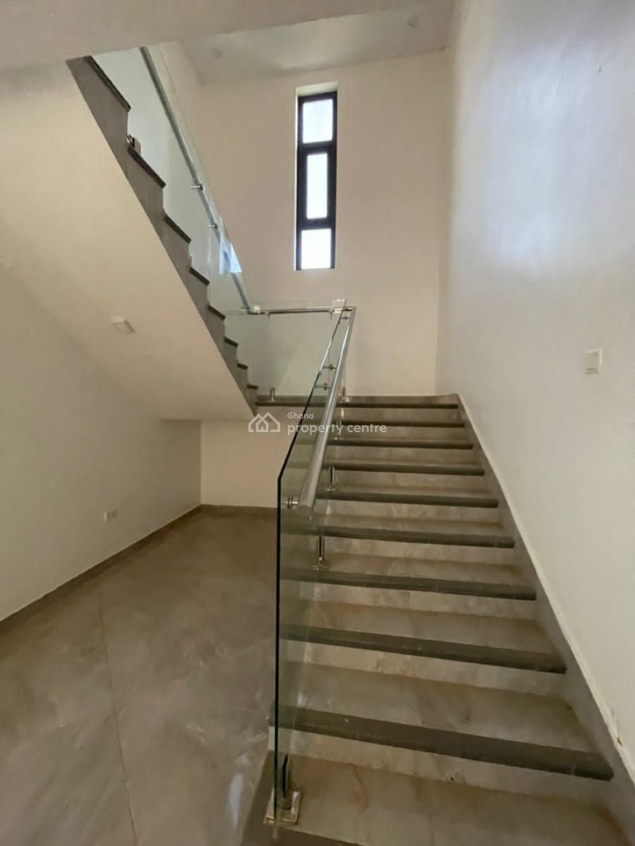 Executive 4-bedroom Townhouse @ Pantang Hospital, Pantang, Adenta Municipal, Accra, House for Rent