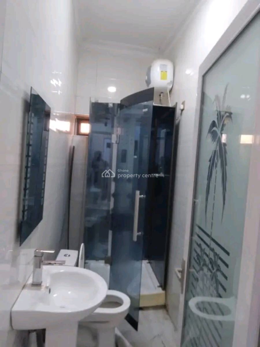 Executive 2-bedroom Apartment @ Manet Green Hotel, Manet Green Hotel, Spintex, Accra, Apartment for Rent