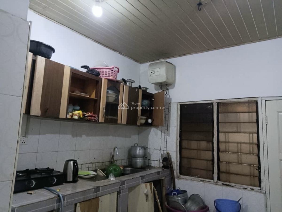 4 Bedrooms at Ablekuma Afuaman, Afuaman, Ablekuma South, Accra Metropolitan, Accra, Detached Bungalow for Sale