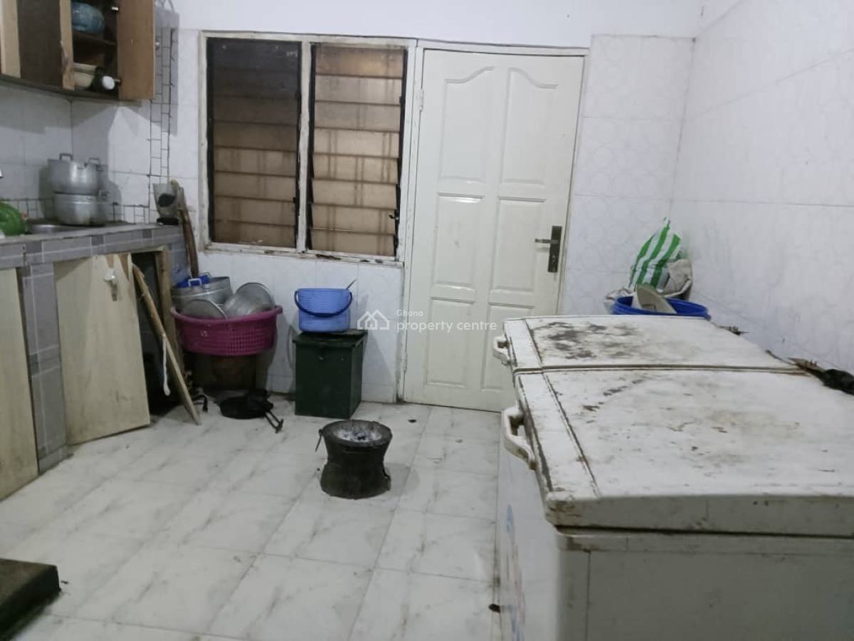 4 Bedrooms at Ablekuma Afuaman, Afuaman, Ablekuma South, Accra Metropolitan, Accra, Detached Bungalow for Sale