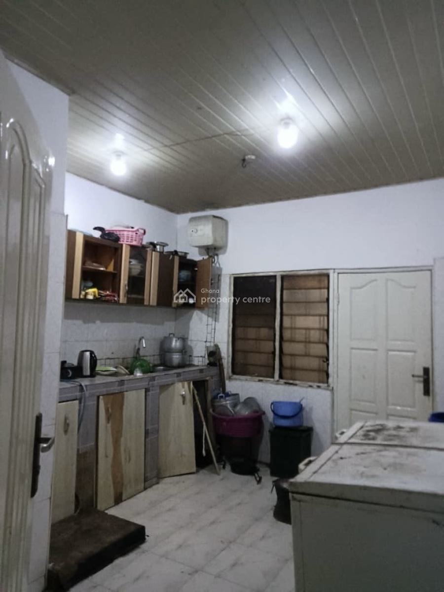 4 Bedrooms at Ablekuma Afuaman, Afuaman, Ablekuma South, Accra Metropolitan, Accra, Detached Bungalow for Sale