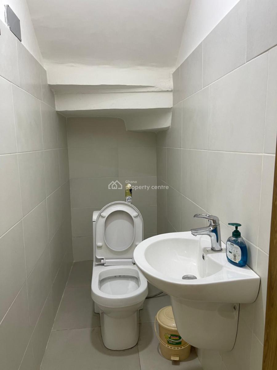 Luxury 2-bedroom Duplexes, 26 Swaniker St, Abelemkpe, Accra, Apartment for Rent