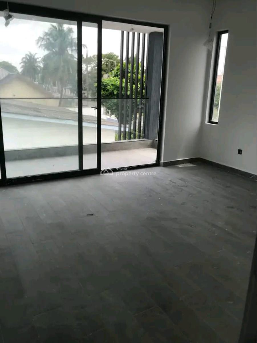 Modern Newly Built 4-bedroom Townhouse @ Dzorwulu, Dzorwulu, Accra, Townhouse for Rent
