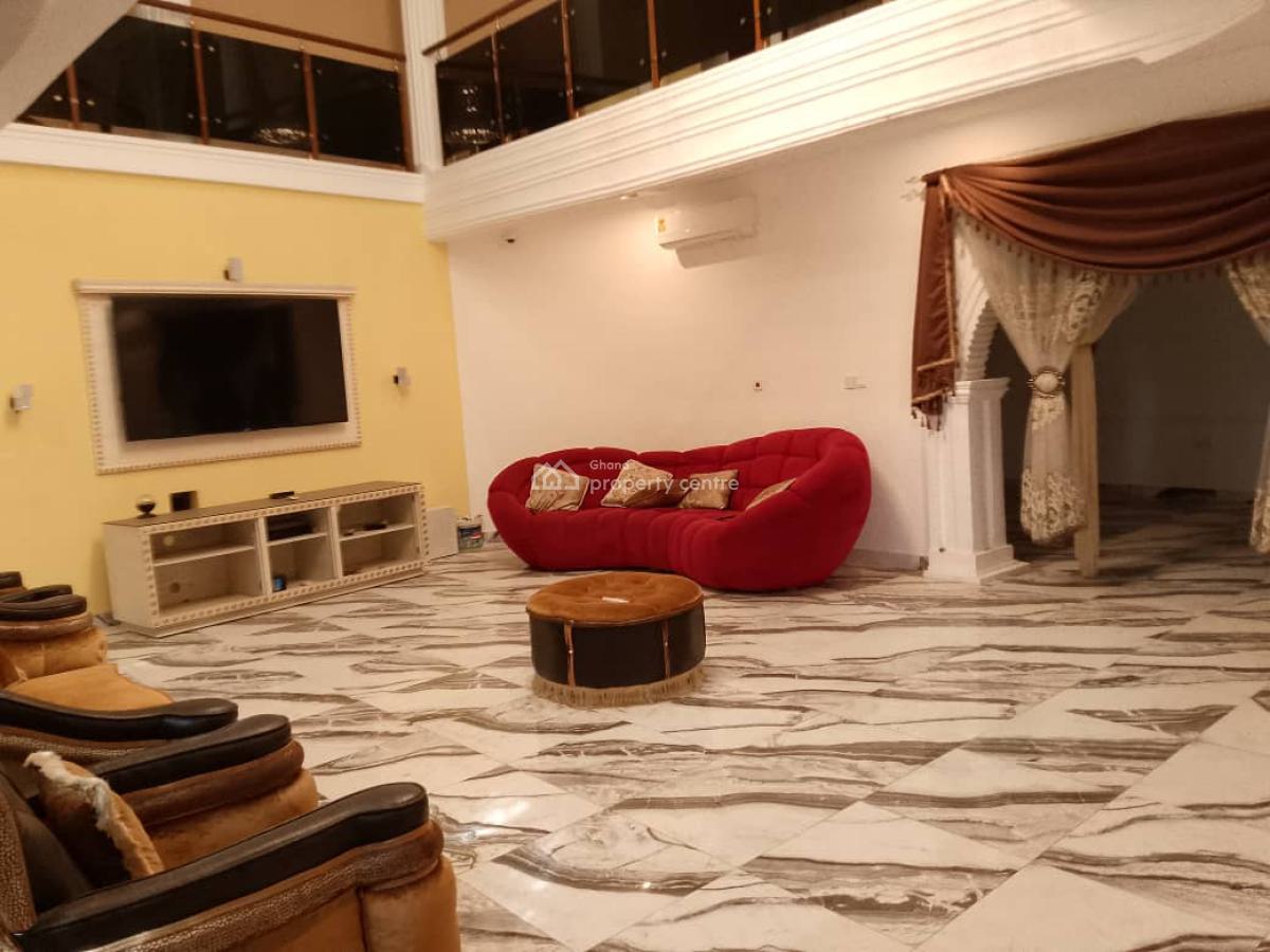 Luxury 7bedrooms House with Pool, Tema Community12, Tema, Accra, House for Sale