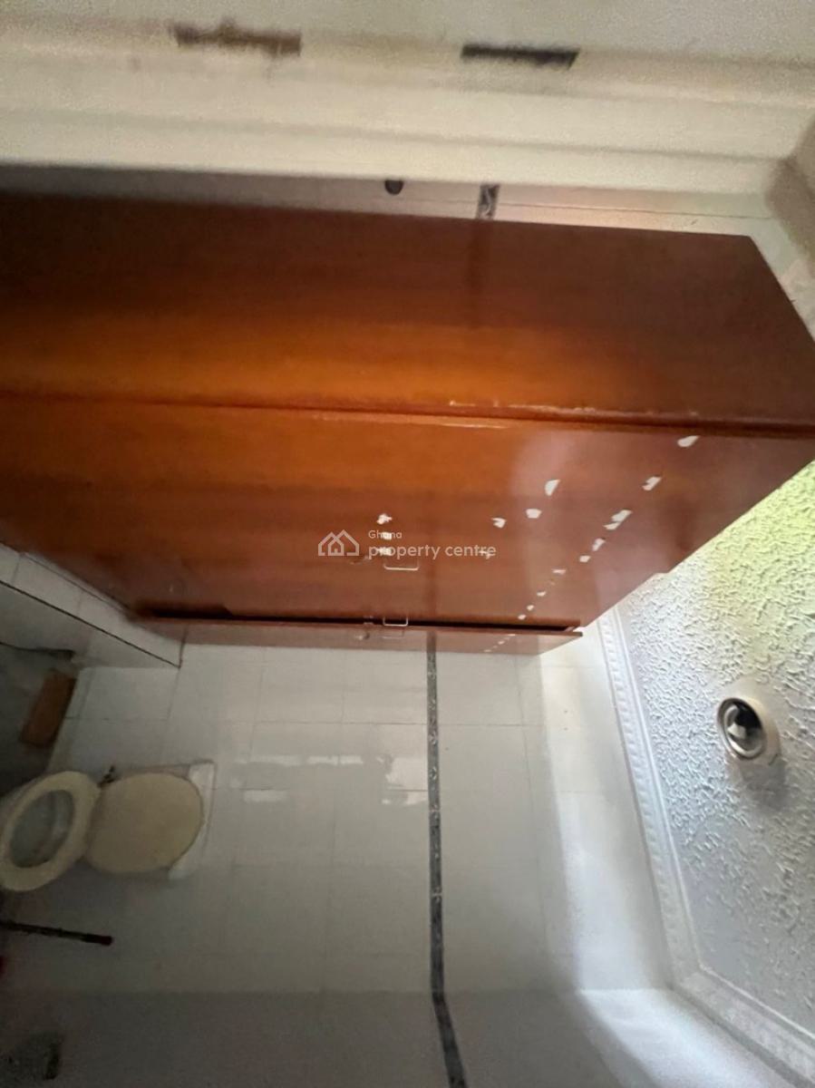 7 Bedrooms at Airport Residential Area, Airport, Airport Residential Area, Accra, Office Space for Rent