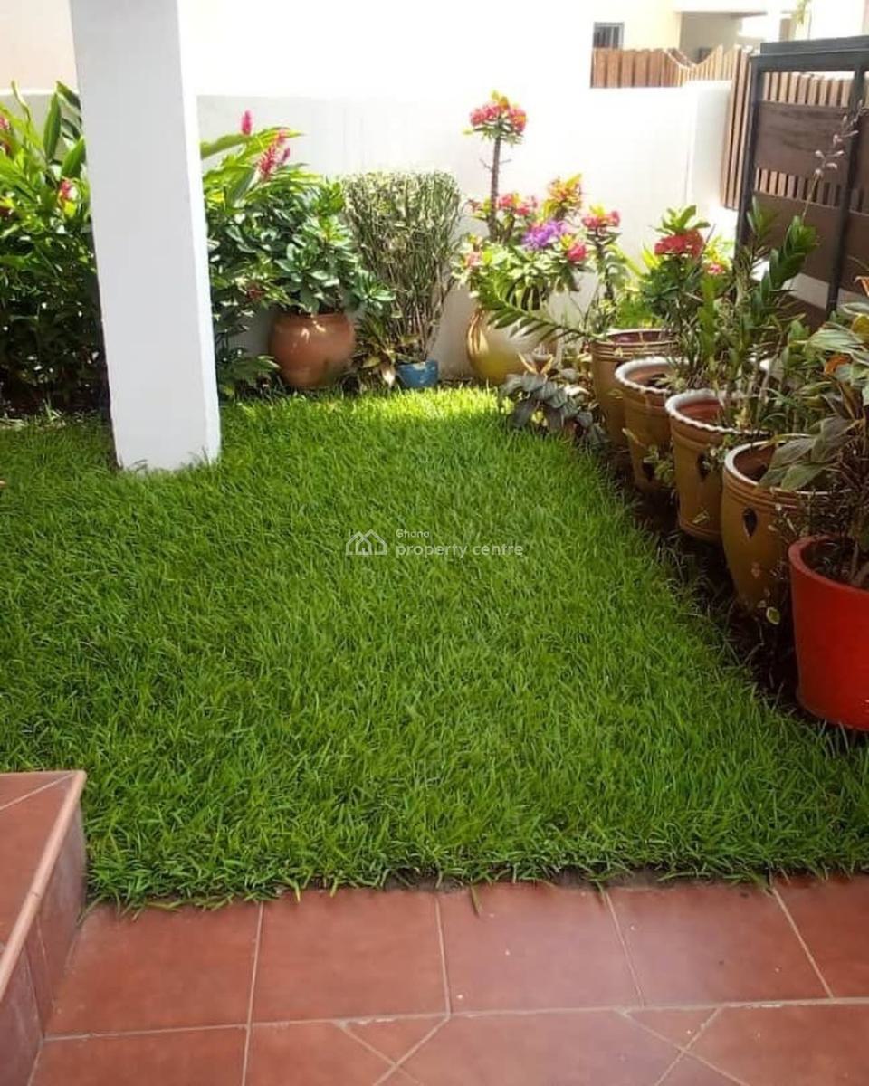 Executive Fully Furnished Gated Compound 3-bedrooms, Abelemkpe, Accra, Townhouse for Sale