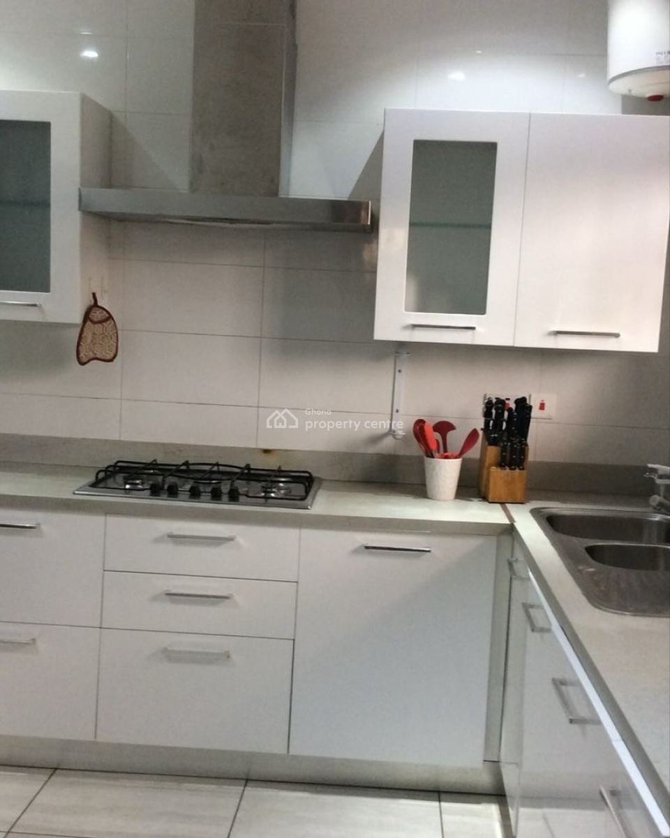 Executive Fully Furnished Gated Compound 3-bedrooms, Abelemkpe, Accra, Townhouse for Sale