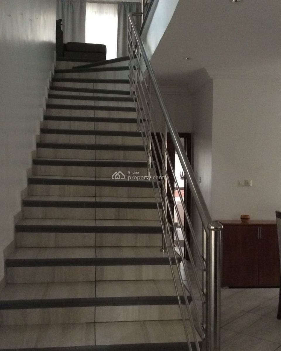 Executive Fully Furnished Gated Compound 3-bedrooms, Abelemkpe, Accra, Townhouse for Sale