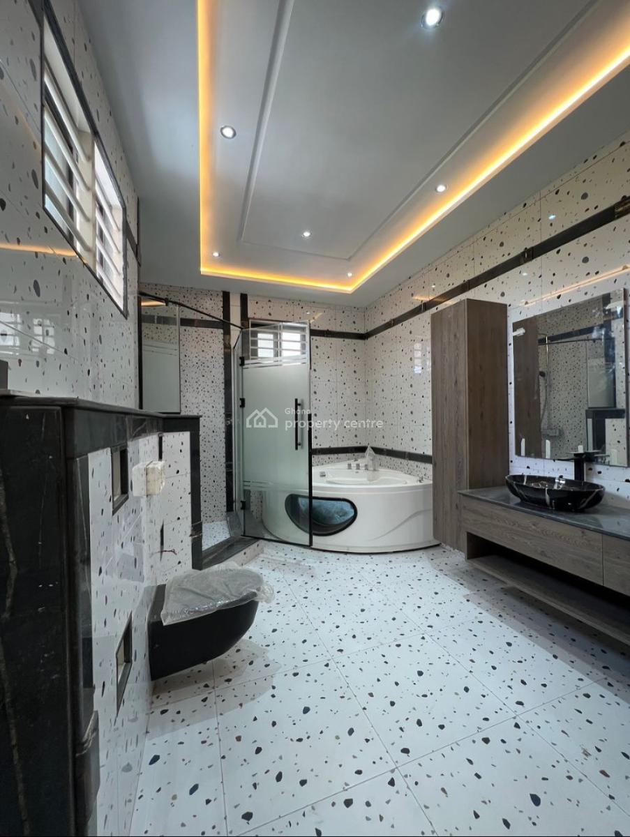 Executive 7 Bedrooms, East Legon, Accra, House for Sale