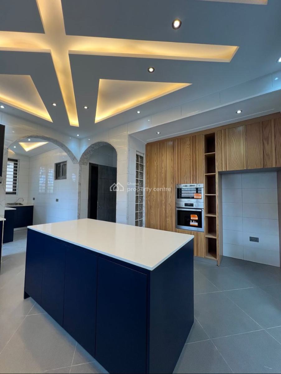 Executive 7 Bedrooms, East Legon, Accra, House for Sale