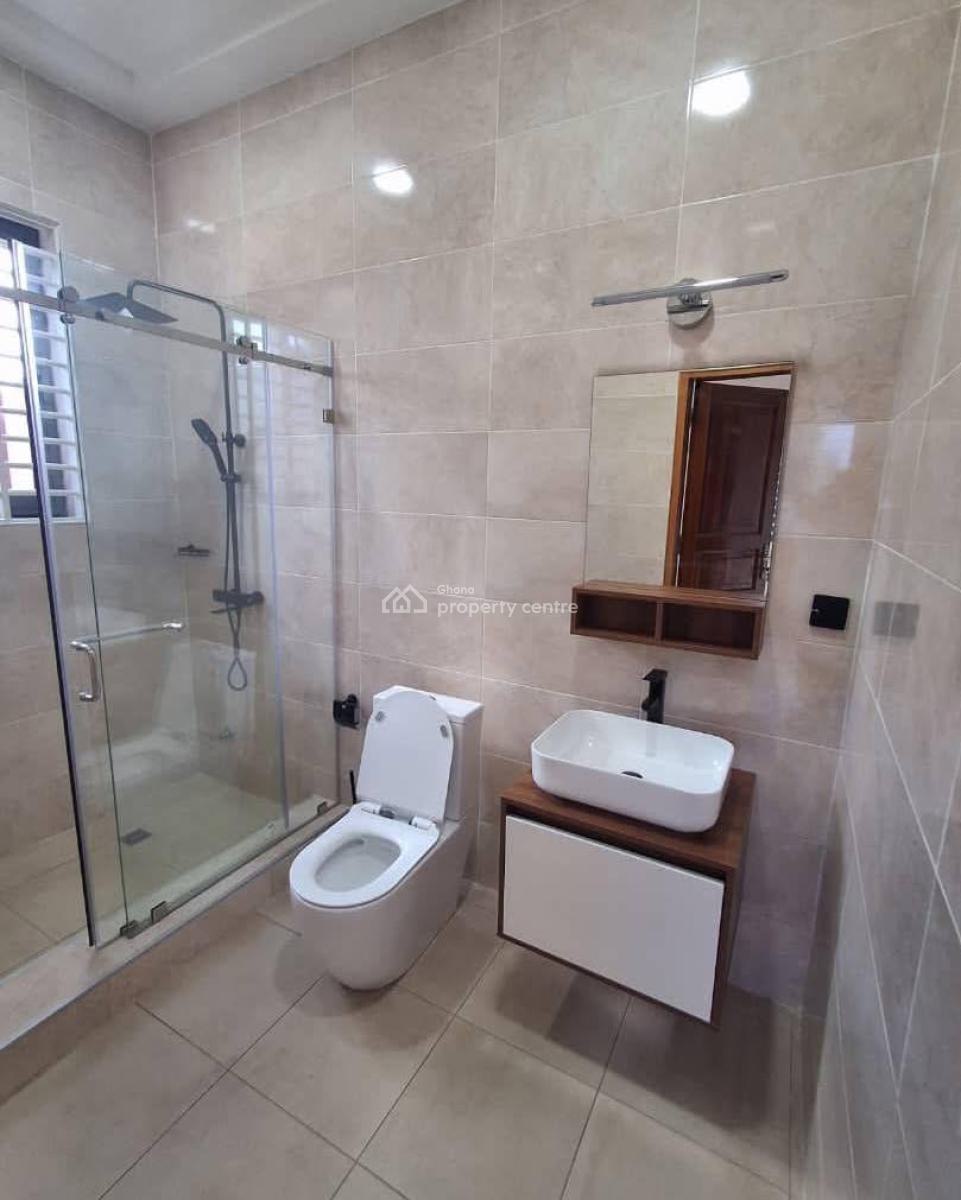 Executive Newly Built 2 Bedrooms, East Airport, Airport Residential Area, Accra, Apartment for Rent