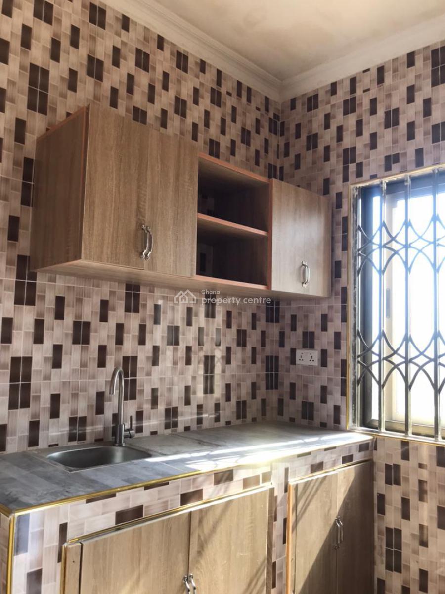 Nice Chamber and Hall, Mallam Gbawe Upper, Gbawe, Ga South Municipal, Accra, Apartment for Rent
