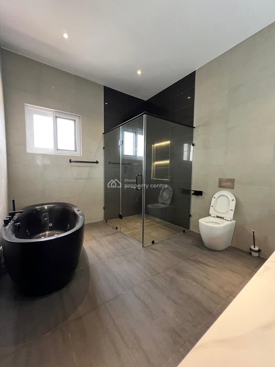 Executive  Ensuite 4.5-bedroom, Spintex, Accra, House for Sale