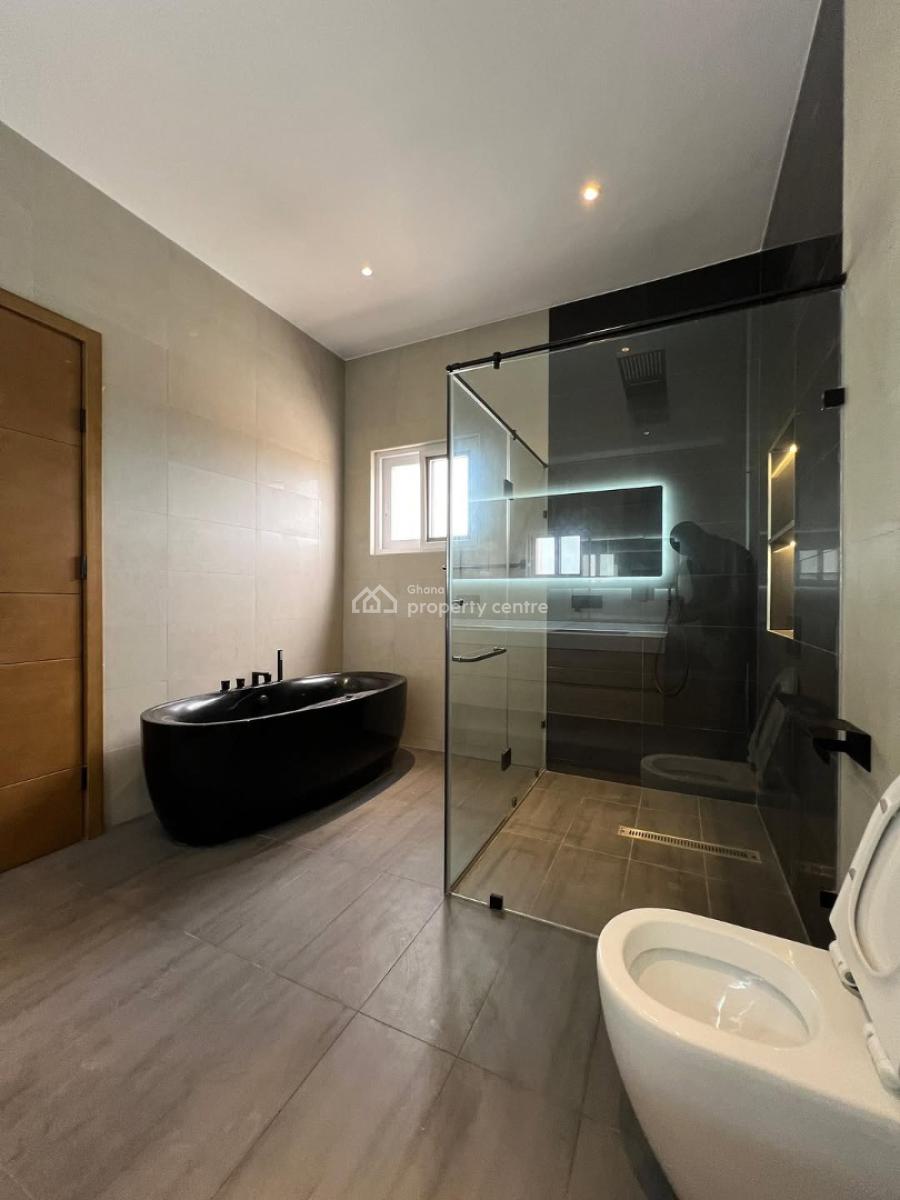 Executive  Ensuite 4.5-bedroom, Spintex, Accra, House for Sale