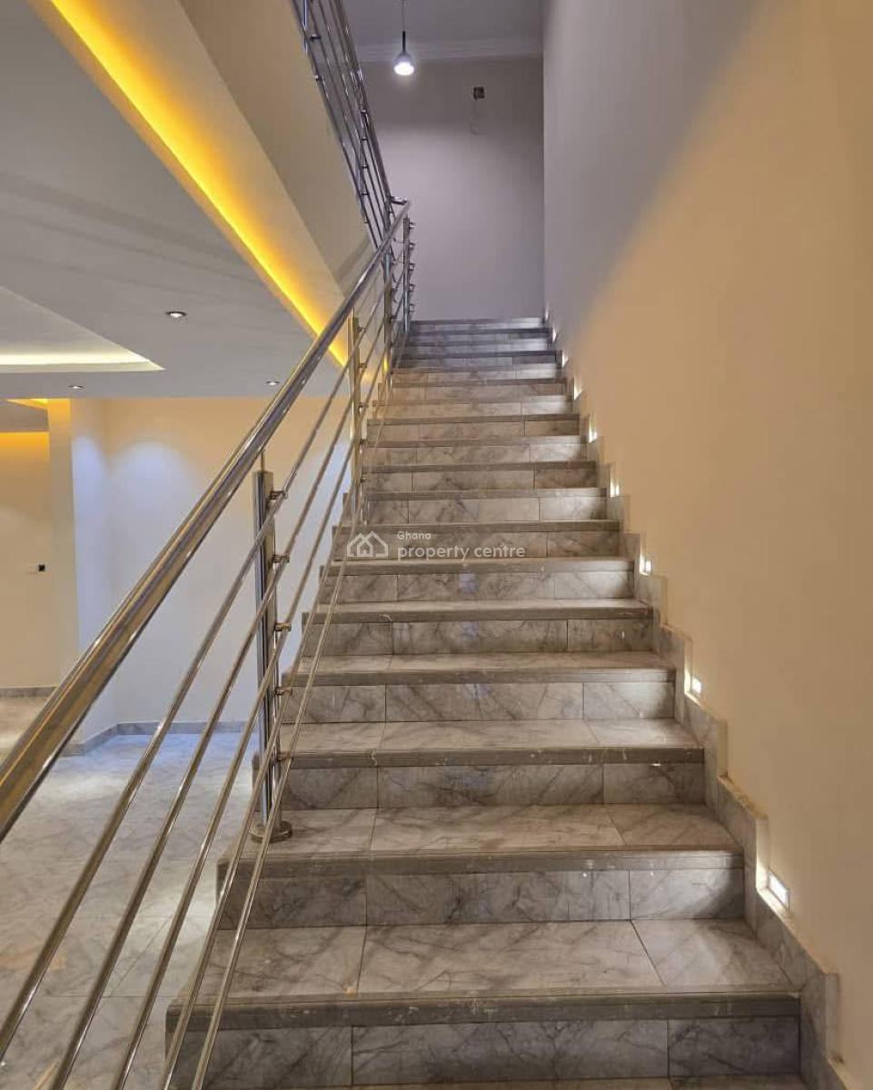 Executive 4-bedroom, Kwabenya, Ga East Municipal, Accra, House for Sale
