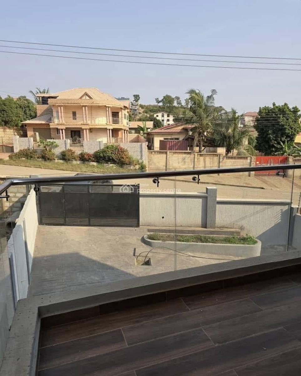 Executive 4-bedroom, Kwabenya, Ga East Municipal, Accra, House for Sale