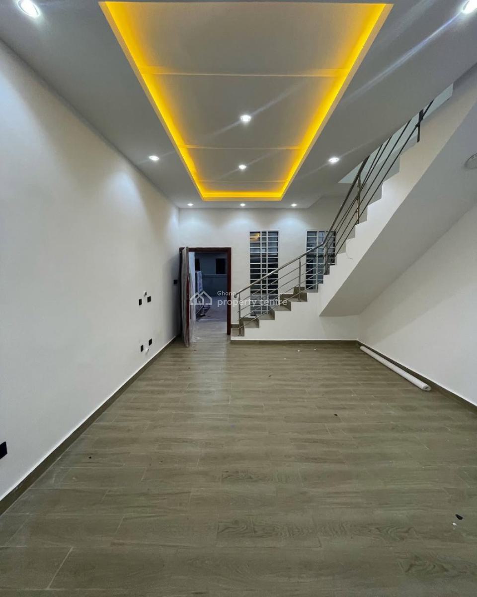 Executive 2 Bedrooms, Ashaley Botwe, Adenta Municipal, Accra, Terraced Duplex for Rent