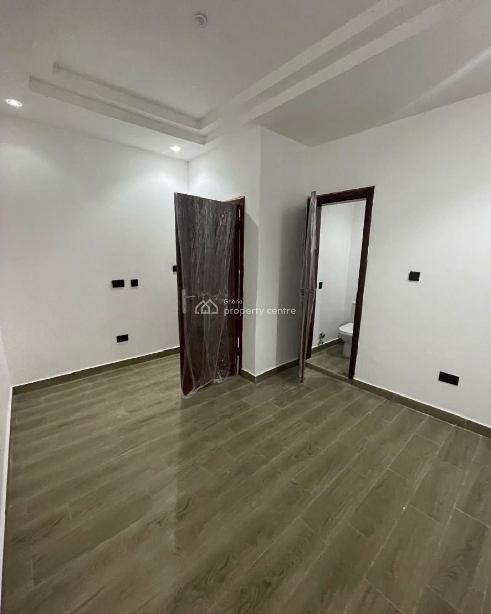 Executive 2 Bedrooms, Ashaley Botwe, Adenta Municipal, Accra, Terraced Duplex for Rent