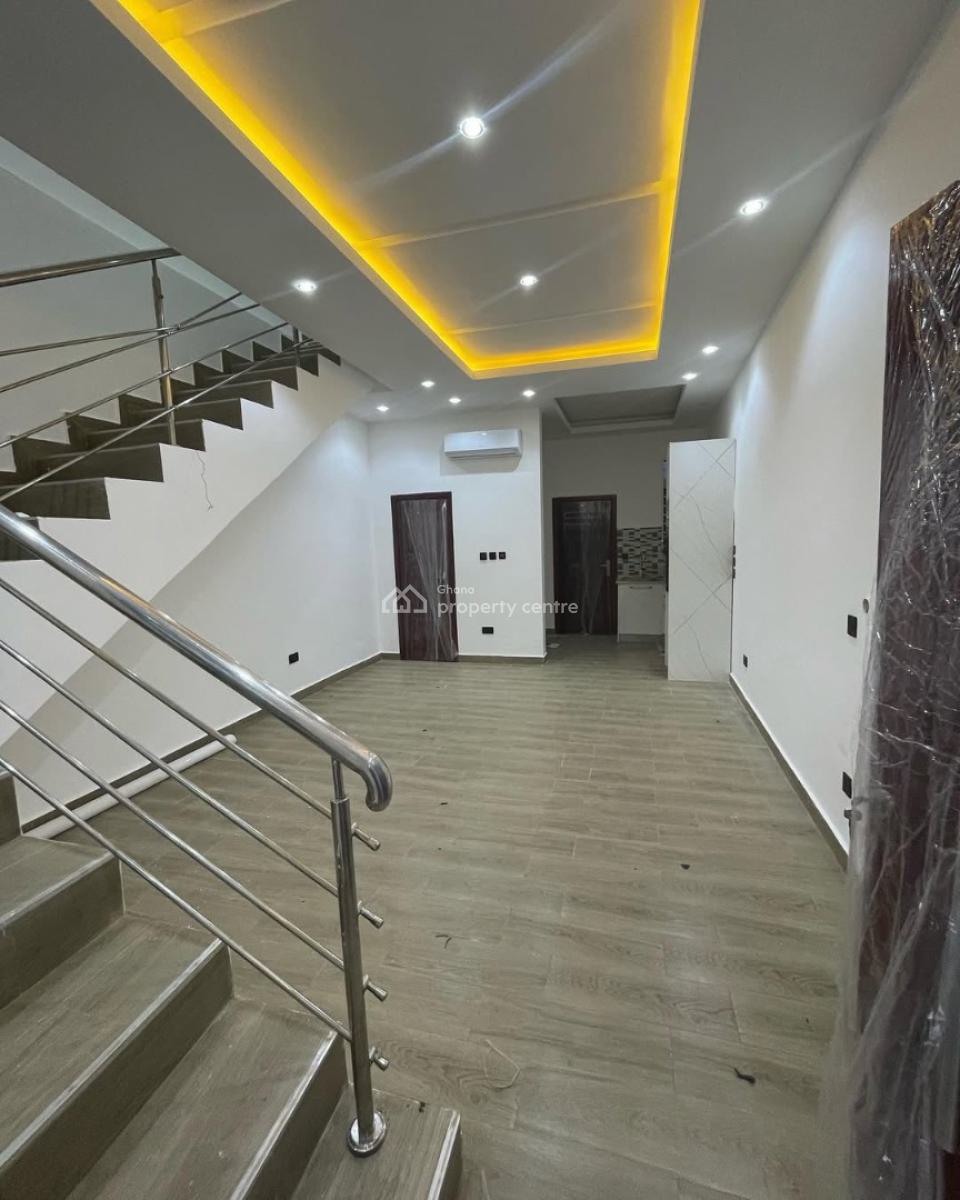 Executive 2 Bedrooms, Ashaley Botwe, Adenta Municipal, Accra, Terraced Duplex for Rent