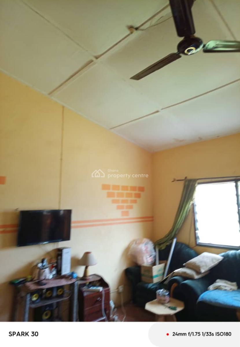 *chamber & Hall Self Contain House @ Dansoman*, Mtn Area, Dansoman, Accra, Land for Sale