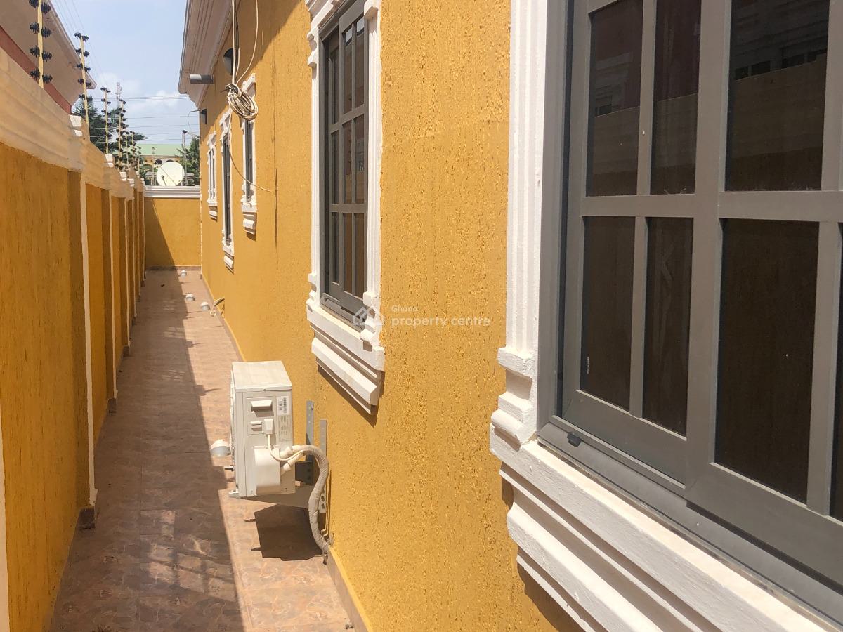 3 Bedroom with Attached Boys Quarters in a Good Location., Achimota-isreal, Achimota, Accra, Detached Bungalow for Sale