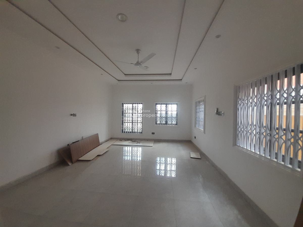 3 Bedroom with Attached Boys Quarters in a Good Location., Achimota-isreal, Achimota, Accra, Detached Bungalow for Sale