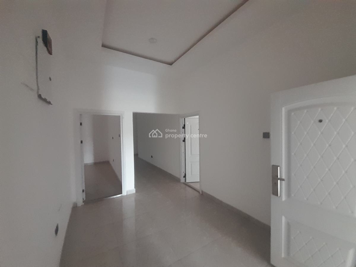 3 Bedroom with Attached Boys Quarters in a Good Location., Achimota-isreal, Achimota, Accra, Detached Bungalow for Sale