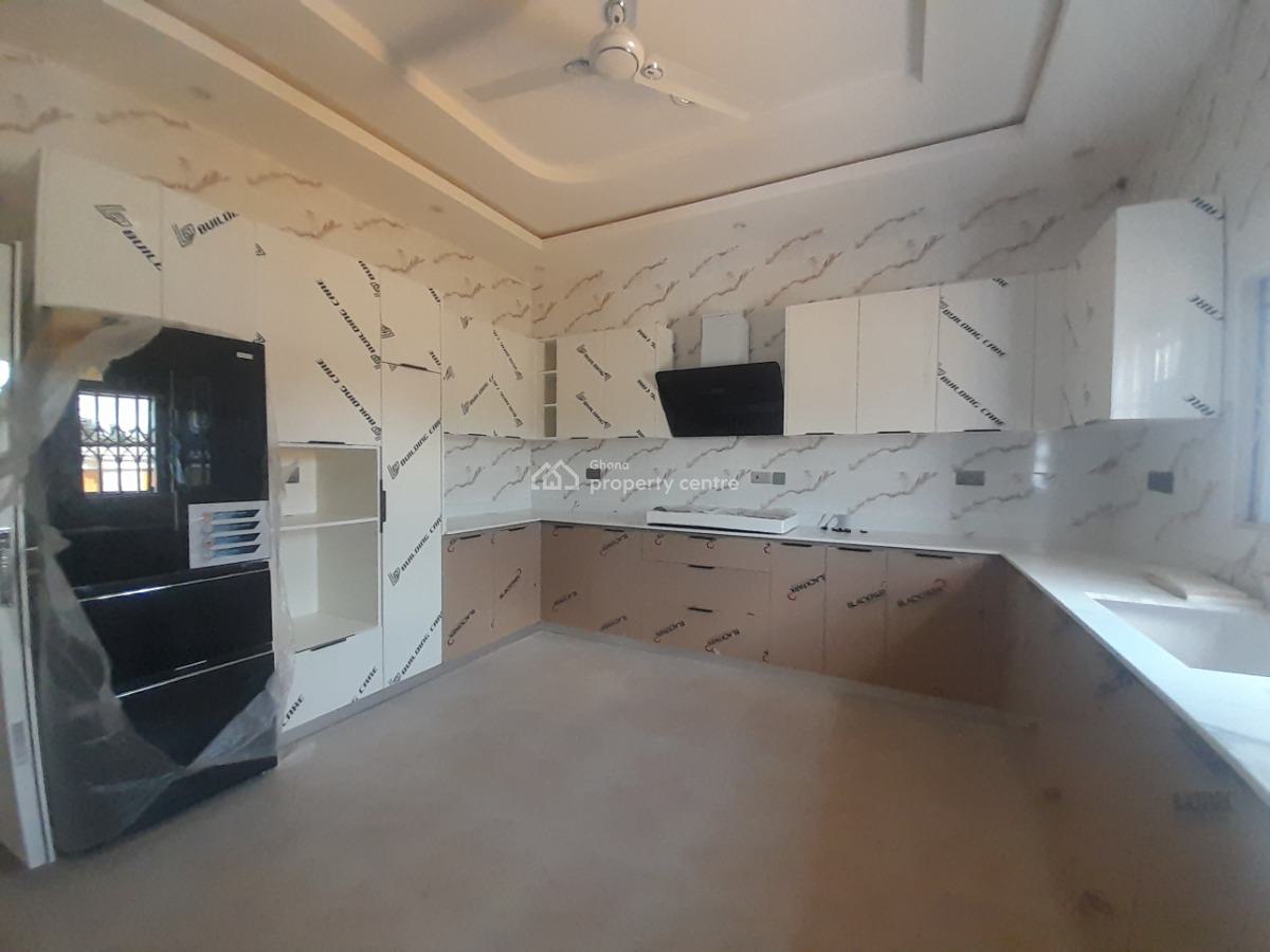 3 Bedroom with Attached Boys Quarters in a Good Location., Achimota-isreal, Achimota, Accra, Detached Bungalow for Sale