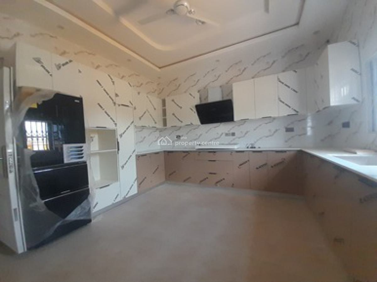 3 Bedroom with Attached Boys Quarters in a Good Location., Achimota-isreal, Achimota, Accra, Detached Bungalow for Sale